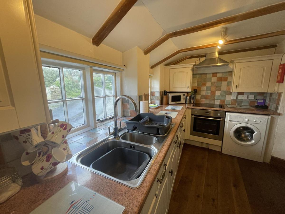 Lilac Cottage Tintagel Dış mekan fotoğraf